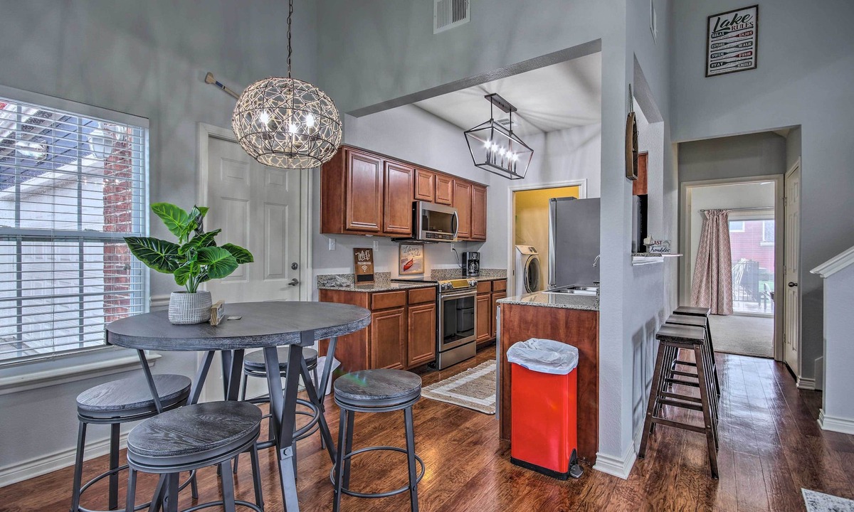 Afton Apartment | 1 Block to Boat Ramp: Monkey Island Home