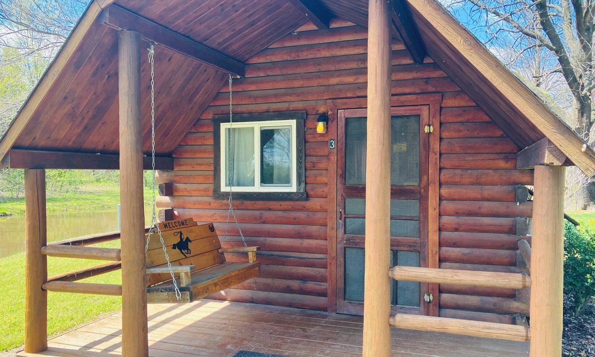 Sallisaw Cabin | 1 Room Camping Cabin KK2