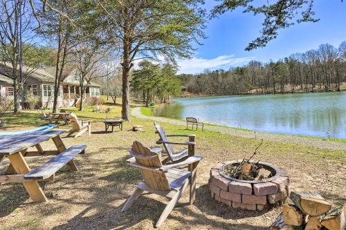 Trenton House | 10 Mi to Drive-In: Lakefront Trenton Cabin!