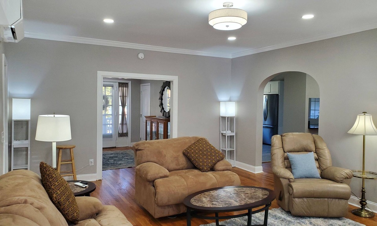 Elizabethton Apartment | 1260sqft Updated Retro Retreat w/WiFi + Patio/Grill - 5 Min Walk to DownTown