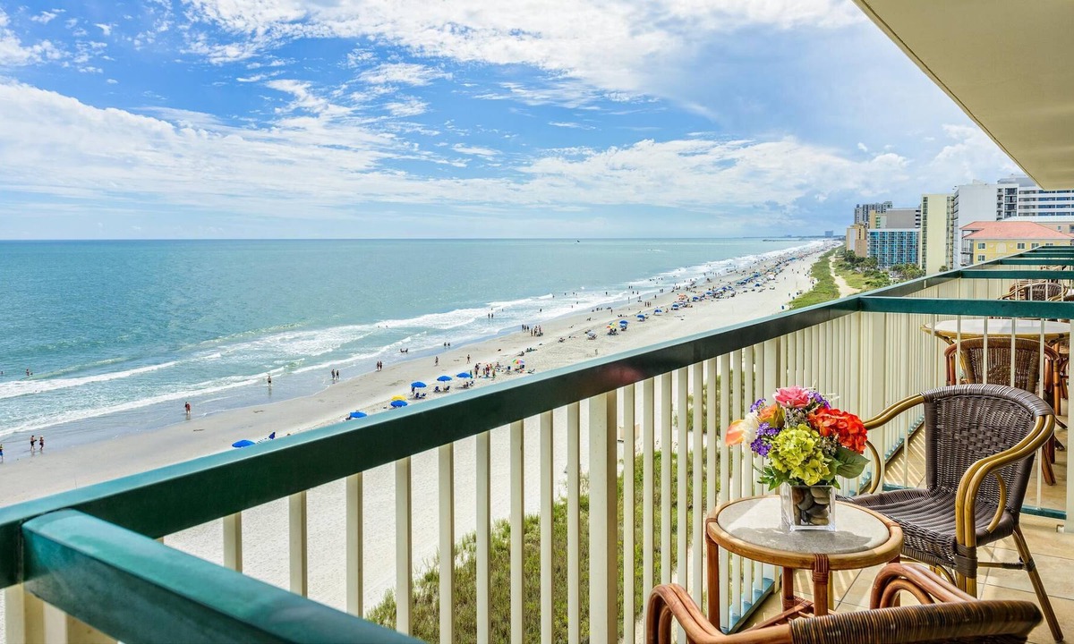Myrtle Beach Villa | 1BR Oceanfront Condo Steps to Beach & Family Kingdom w/Resort Pool & Lazy River