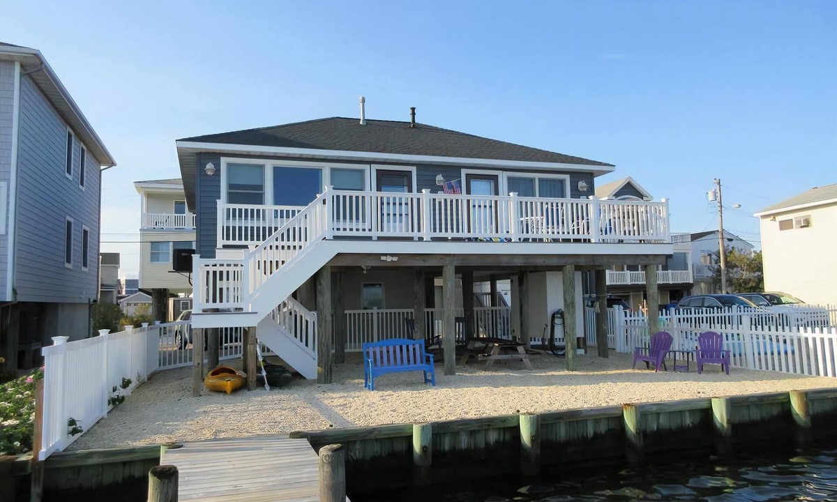 Manahawkin House | 2 bedroom bay front on Cedar Bonnet Island