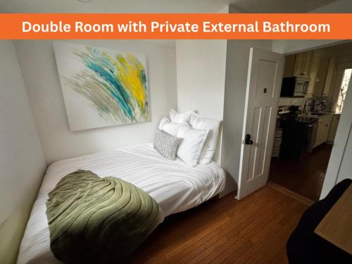 The Heights House | 20 min NYC-Modern Private Room-Queen Bed-Parking Available But Confirm with Hosts