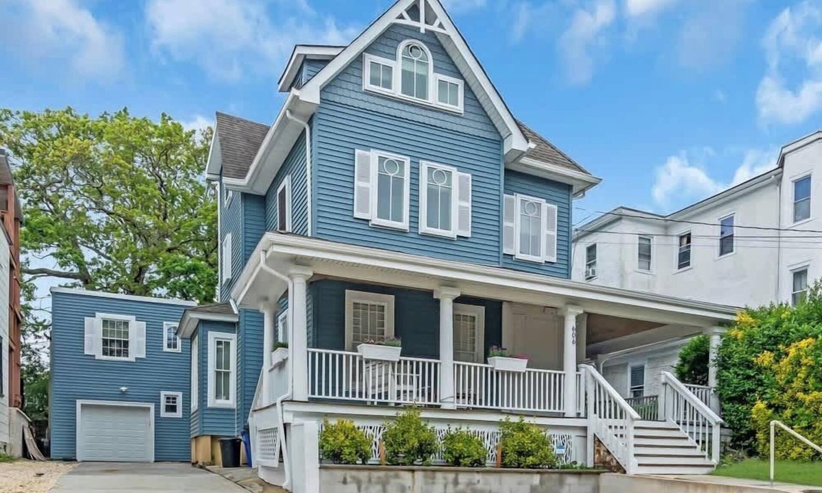 Asbury Park House | 2BR Guest House - Sleeps 6 - Walk to Beach & Fun