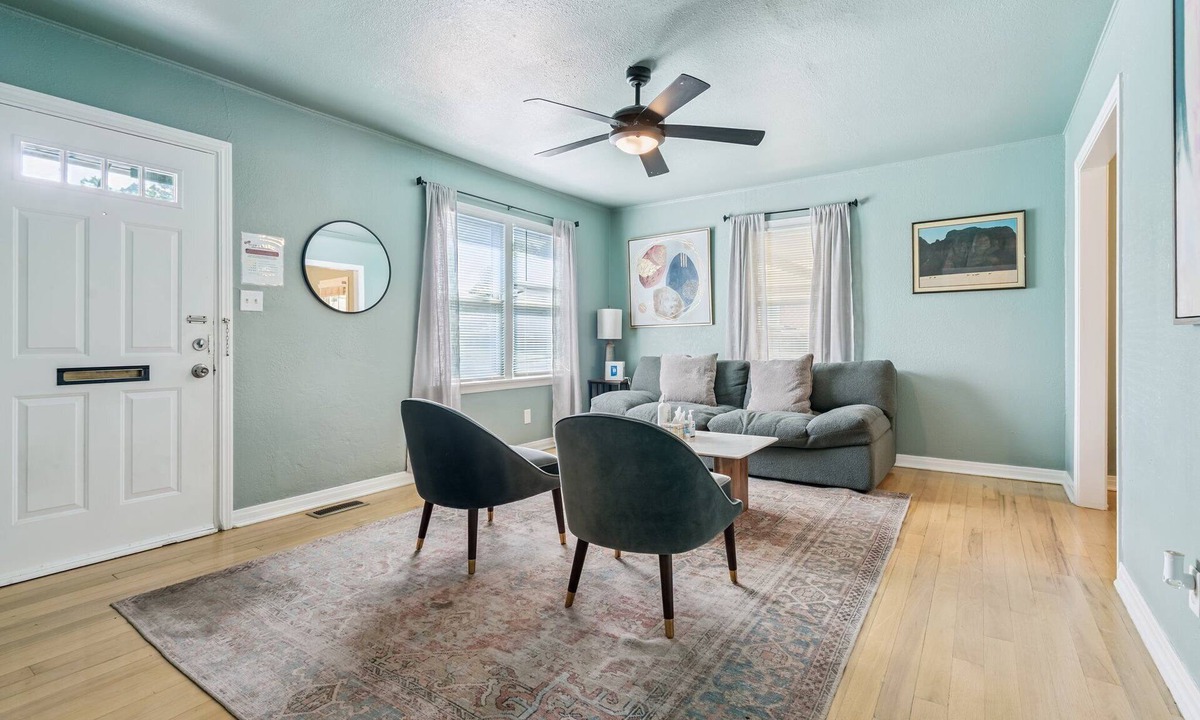 Midwest City Apartment | 2BR with laundry near Rose State & Tinker — booked for the washer/dryer #L1