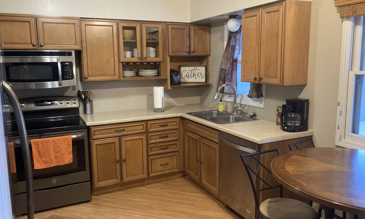 Grand Island House | 3 bedroom, 2 bath in a quiet neighborhood. Newly remodeled side of a duplex.