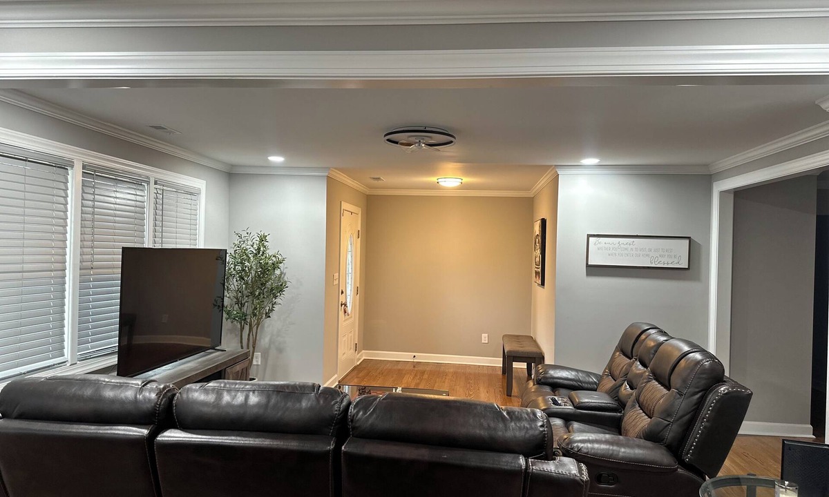 Goldsboro House | 3-bedroom house in amazing Goldsboro with cool AC breeze