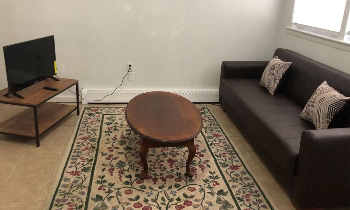 Perth Amboy Apartment | 3-bedroom house, NYC train nearby, MetLife Stadium Major international sporting event 35 minutes