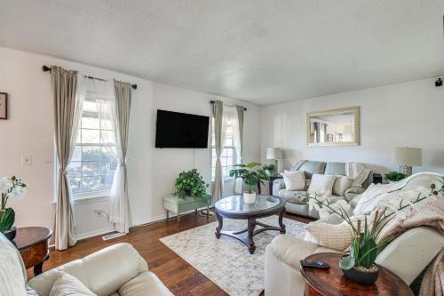 Central Oklahoma City House | 3 Mi to Diamond Ballroom: Home w/Fenced Yard!