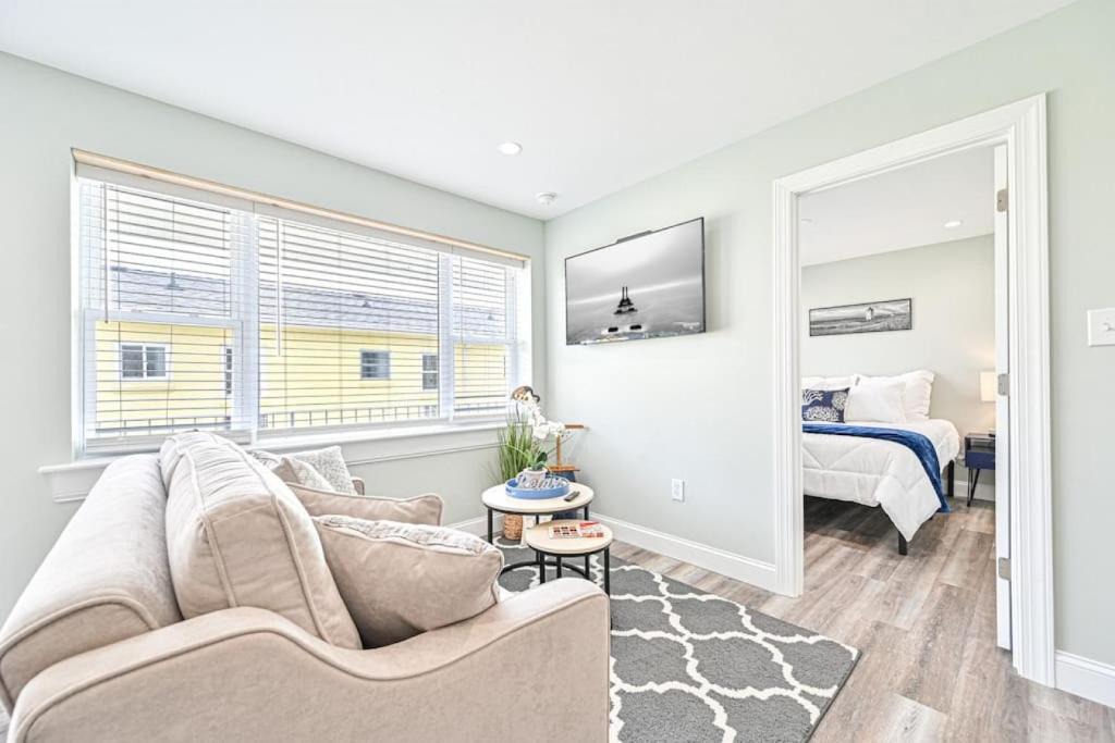 Wildwood Apartment | 318 E Youngs Ave Unit 6 Salty Shore Serenity Beachside Bliss