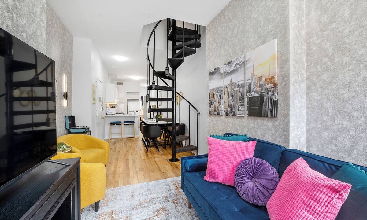Hoboken Apartment | 3Br 3Ba NY Charm Modern Luxe Sleeps to 12 Min to NYC Free Parking Permit