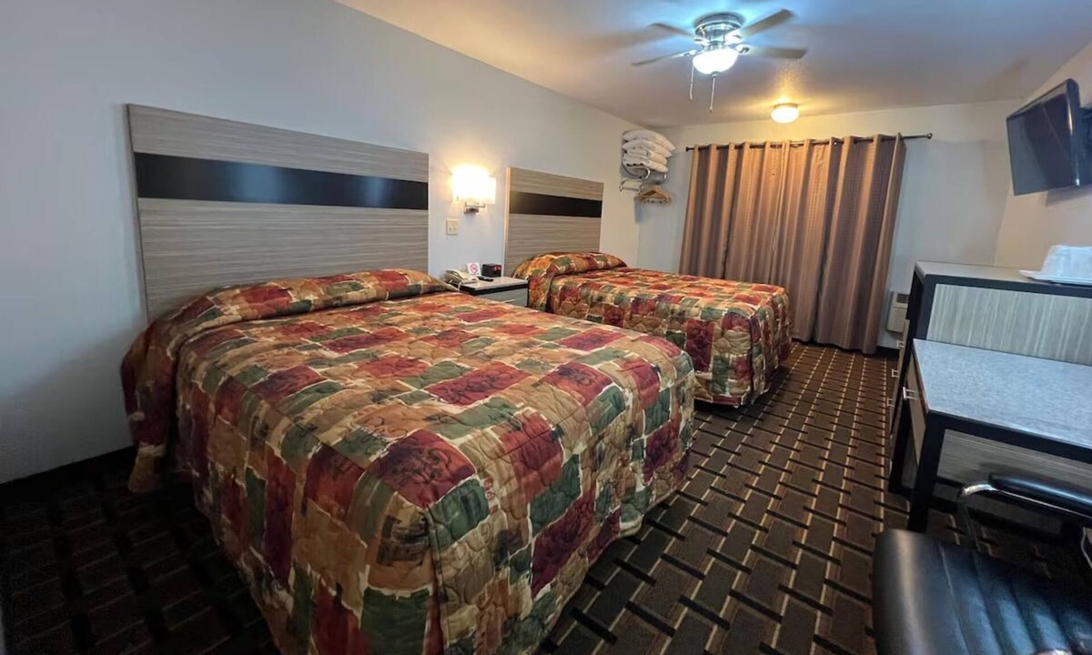 Nebraska City Hotel | 4 Budget-Friendly Rooms w/Free Parking – Minutes from Downtown