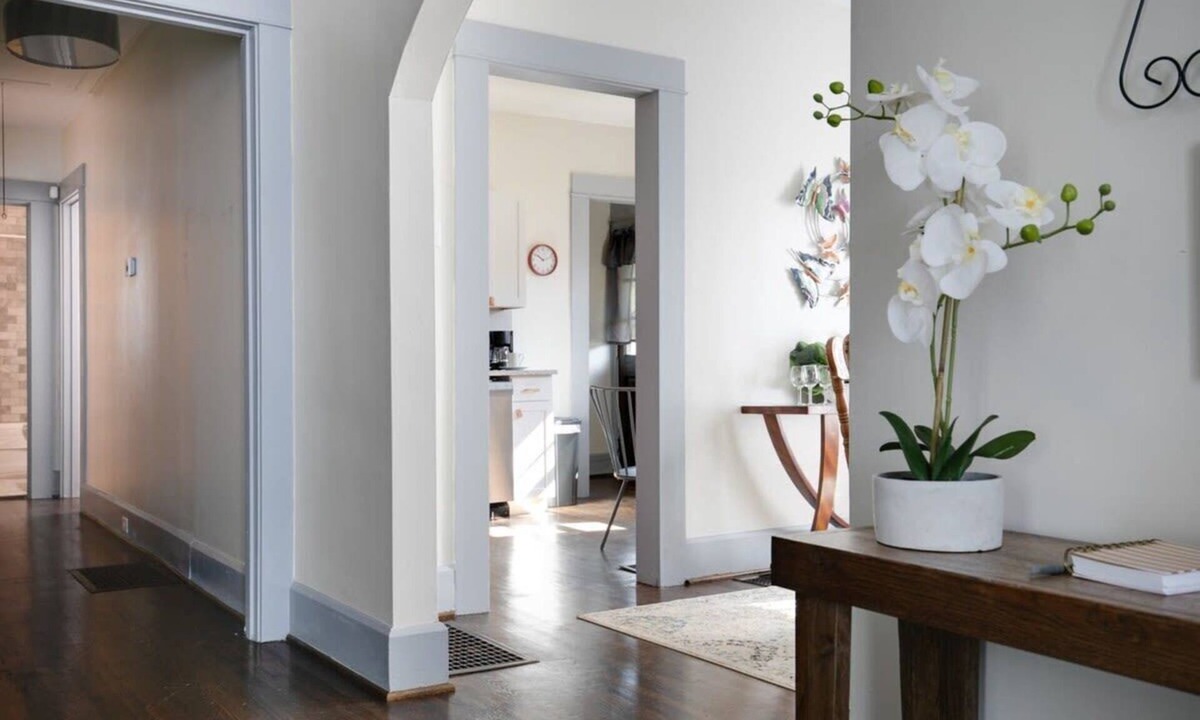 Crestline Heights House | 4th Ave East Lake Stunner