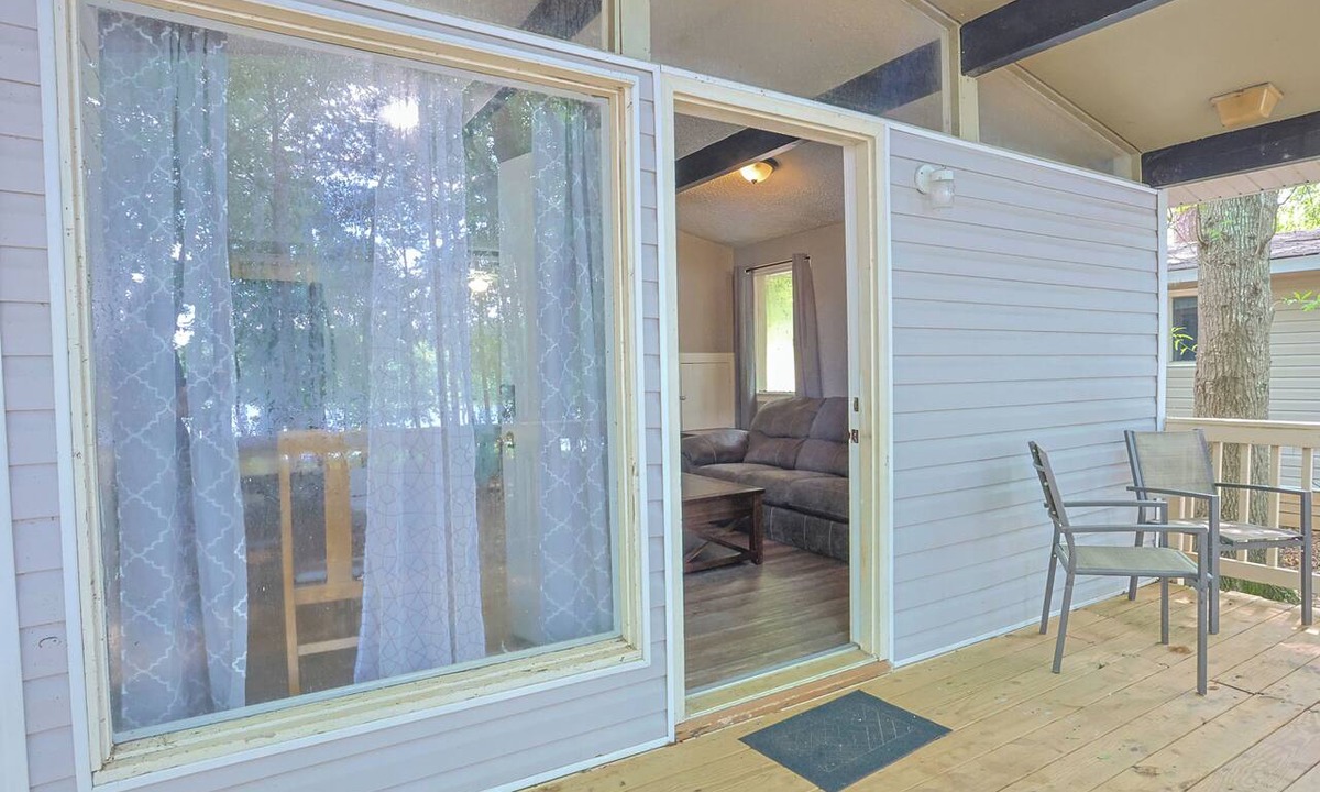 LaGrange Cabin | 5. Cozy 1-bedroom cabin on beautiful West Point Lake in LaGrange, Ga.