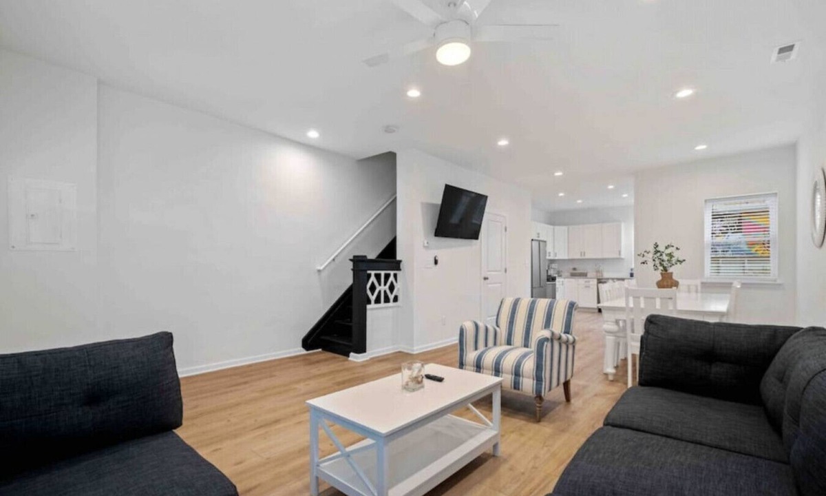Atlantic City Villa | 5BR Beach House | Steps to Beach & Casinos