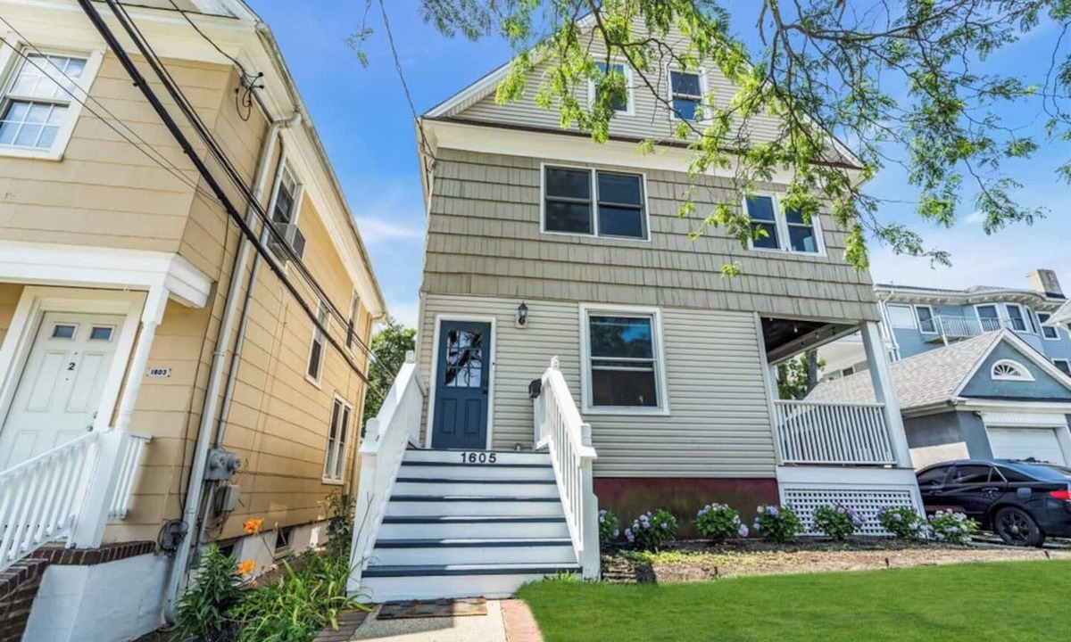 Asbury Park House | 5BR Walk to Beach & Boardwalk | Parking