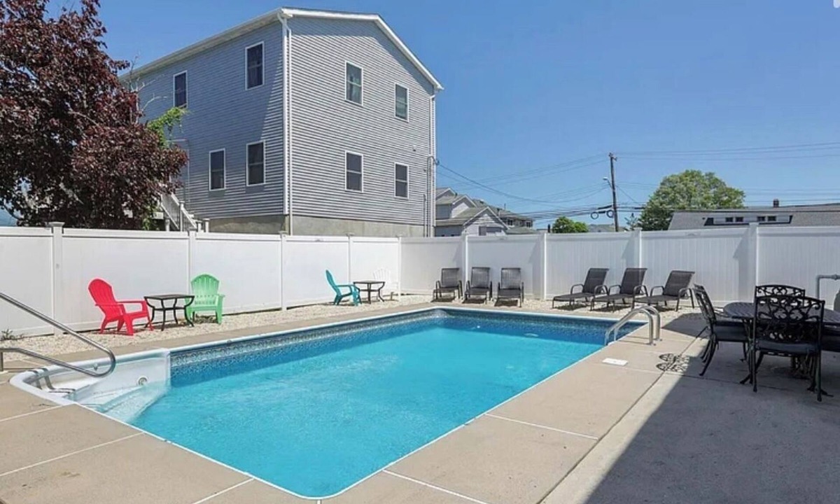 Point Pleasant Beach House | 7-bedroom house with pool in Point Pleasant Beach! 2 blocks from Boardwalk.