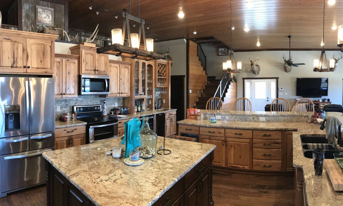 New Cambria Cabin | 951 Club - Weddings, Corporate Retreats and Hunting