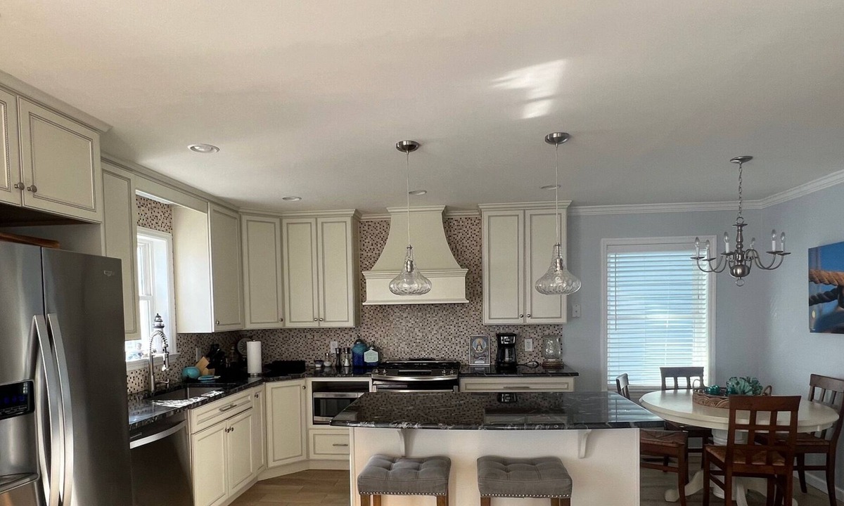 Ortley Beach House | A cozy house that sleeps 10 just a few blocks from the beach