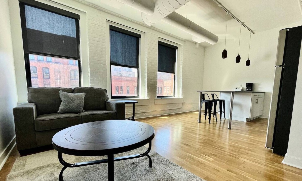 Old Market Apartment | A historic 700 square foot loft in the heart of the Old Market
