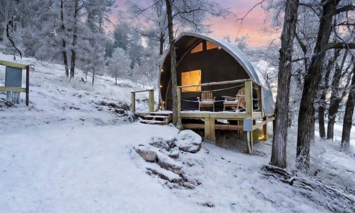 Hermosa Cabin | A Peaceful Winter Glamping Hideaway