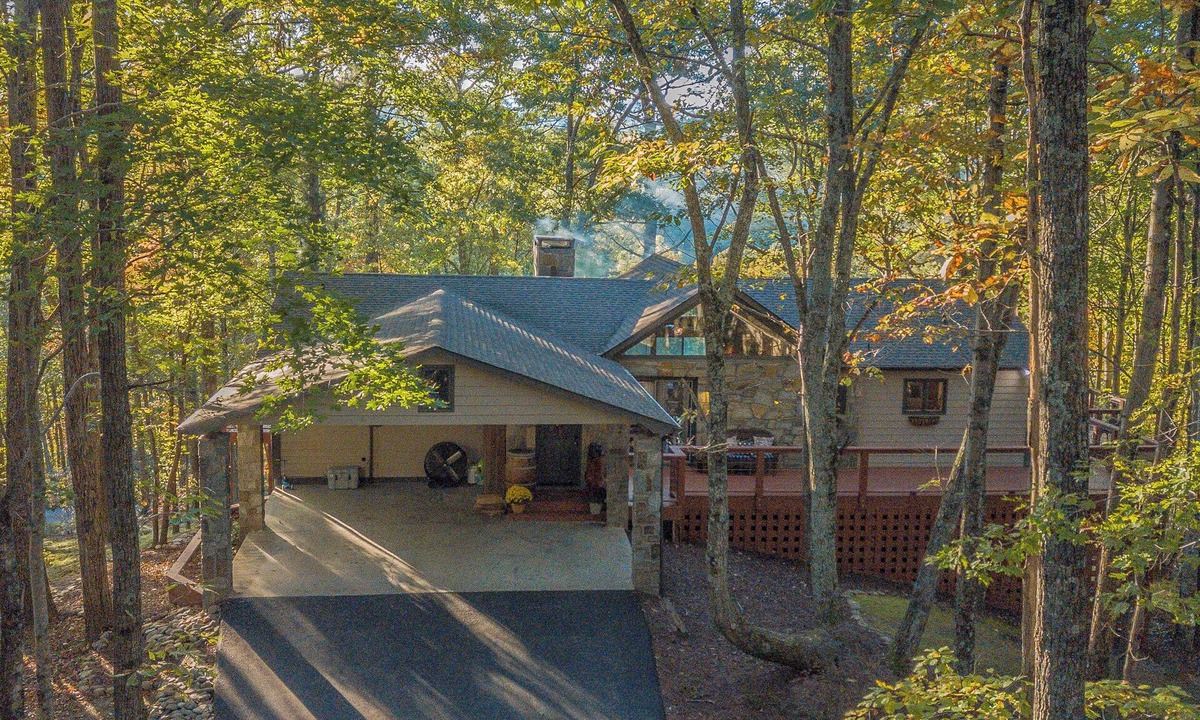 Deep Gap Cabin | Acorn Cottage - Powder Horn Mountain
