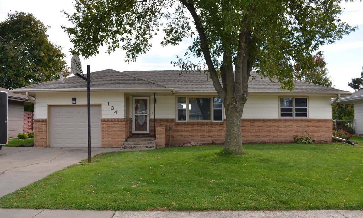 Sergeant Bluff House | Airview House a Beautifully furnished home in quiet neighborhood
