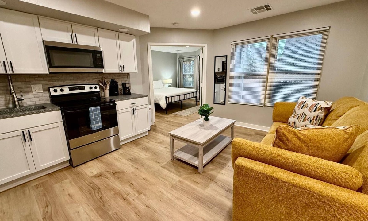 South Central Omaha Apartment | Aksarben Haven Steps from UNO and Dining!