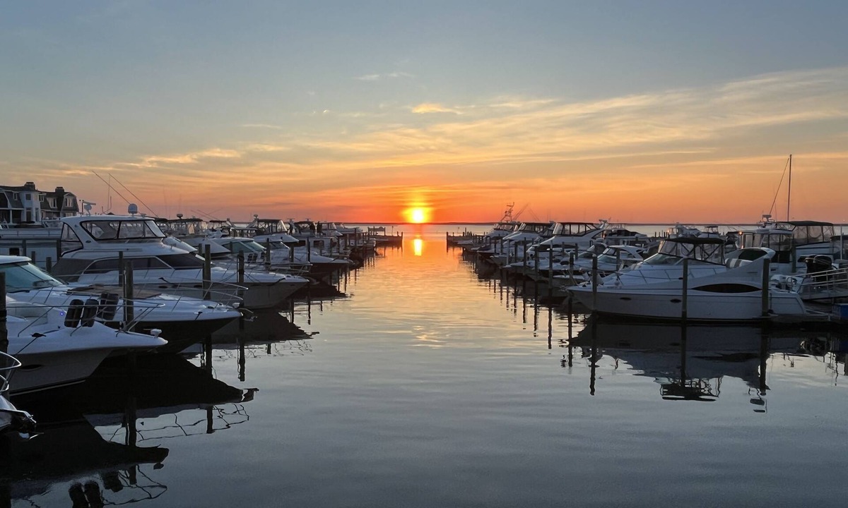 North Beach Haven Condo | All new photos! Bayfront! Close to Fantasy Island, shops, restaurants and more!