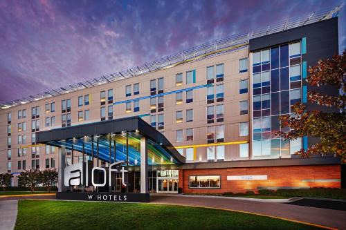 Linthicum Heights Hotel | Aloft by Marriott BWI Baltimore Washington International Airport