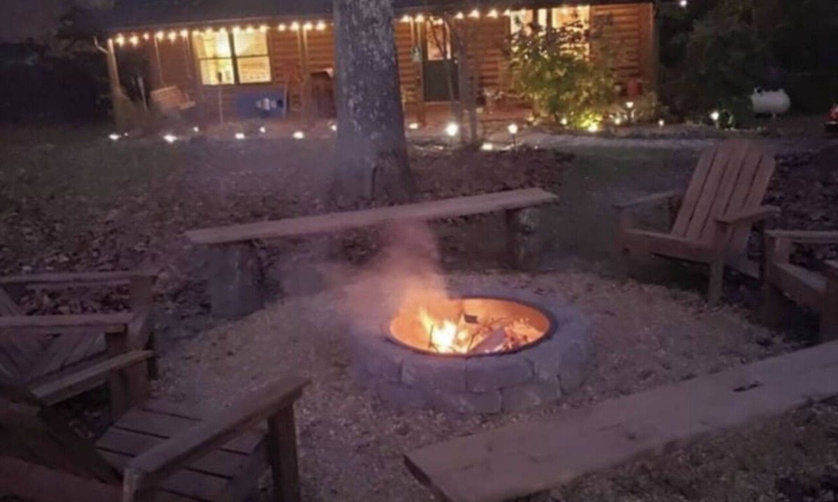 Lookout Mountain House | Amazing Spring Weather approaching! Book now & enjoy our Firepit under the stars