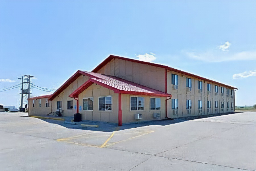 Northeast Entrance Badlands Hotel | Americas Best Value Inn Kadoka