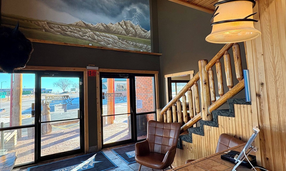 Pinnacles Entrance Badlands Hotel | Americas Best Value Inn Wall