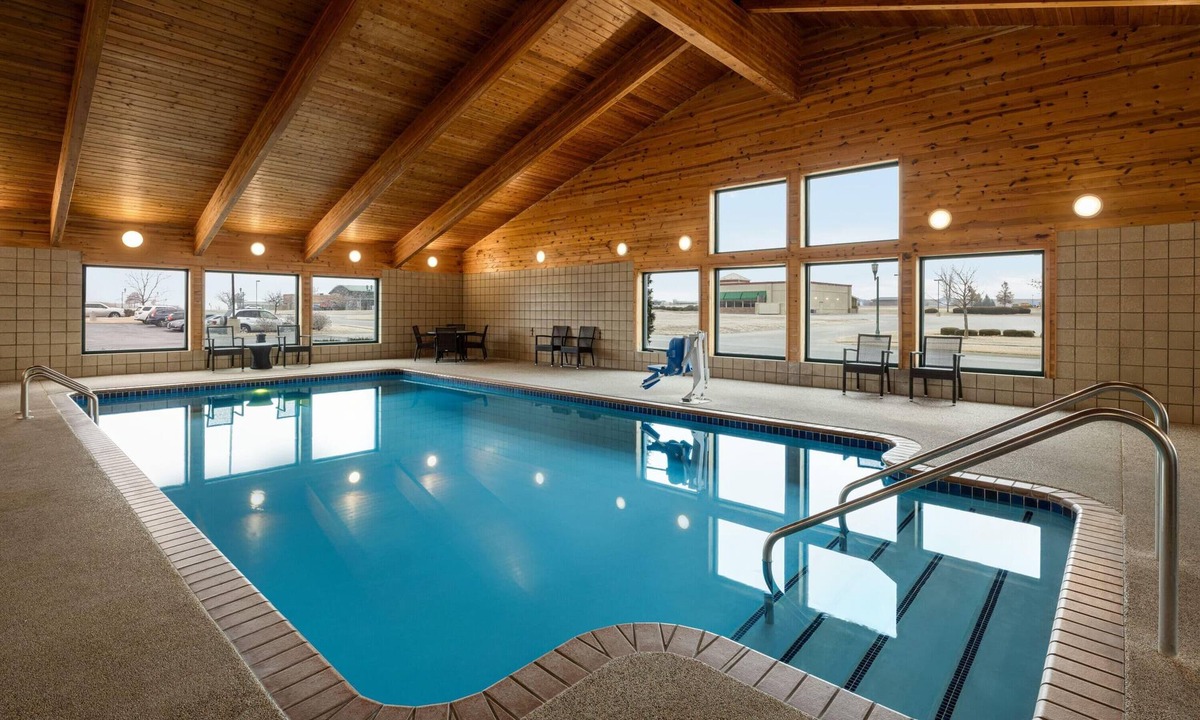 Lincoln Hotel | Americinn by Wyndham Lincoln South
