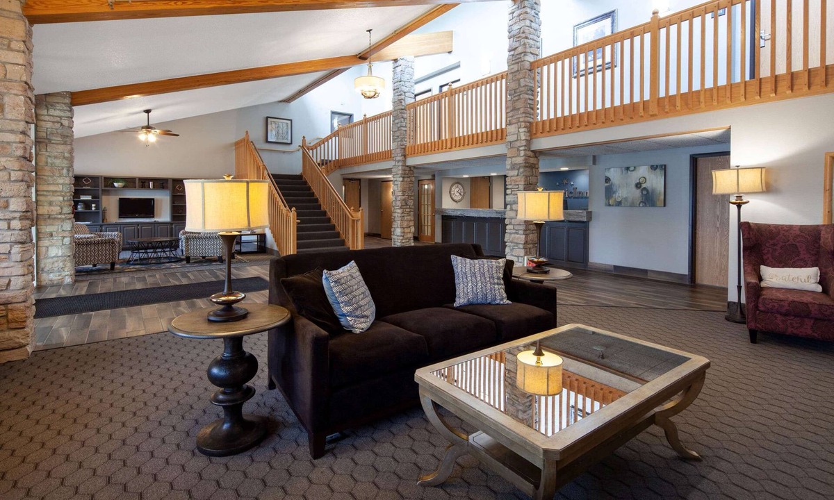 Northfield Hotel | AmericInn by Wyndham Northfield