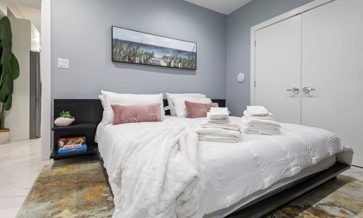 Ventnor City Condo | Ammos Luxury Living- Katerini Suite