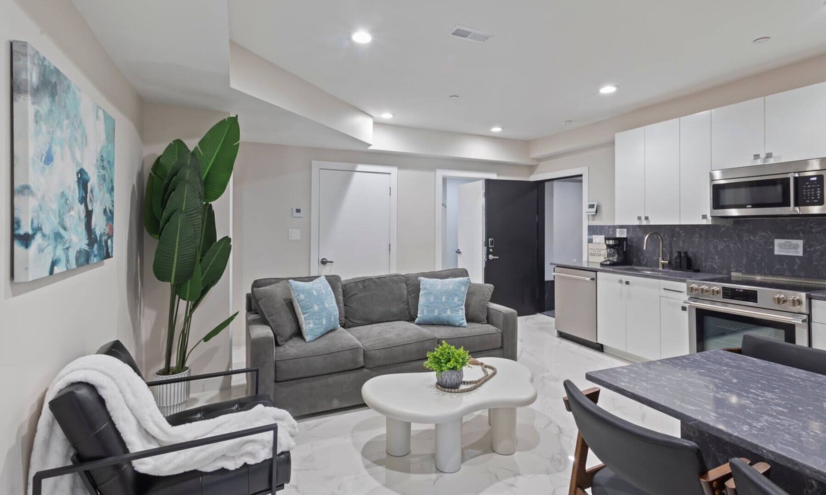 Ventnor City Condo | Ammos Luxury Living- Paros Suite