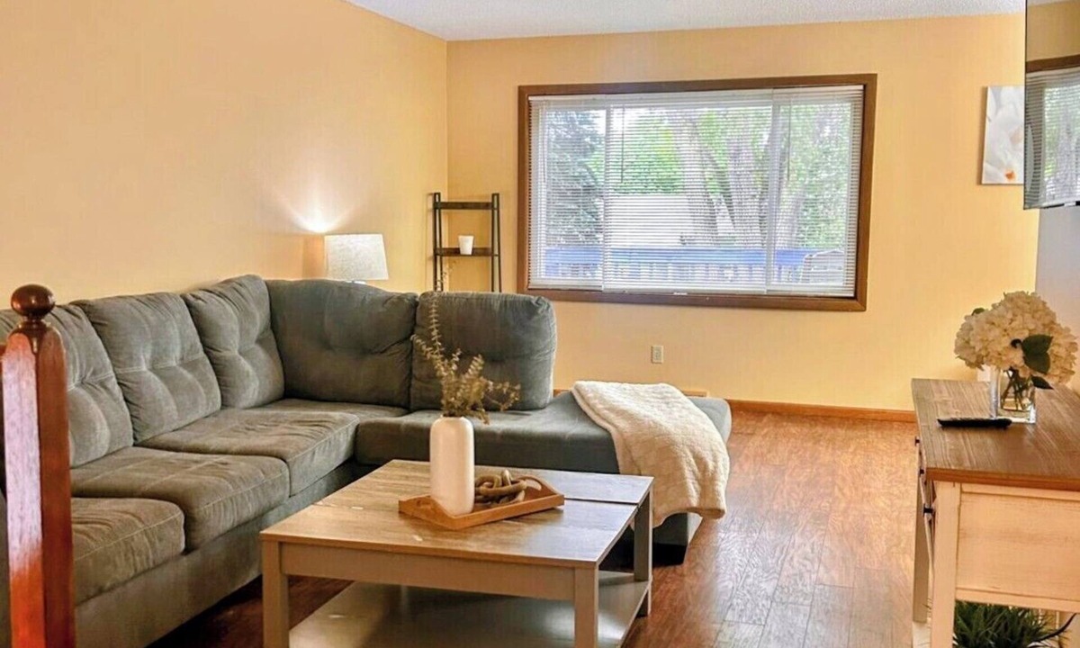 Farmington House | An embodiment of luxury and comfort!