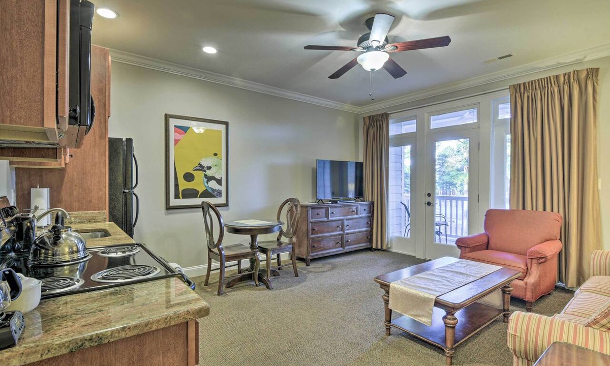 Spring Lake Condo | Anderson Creek Club Condo w/Community Amenities!