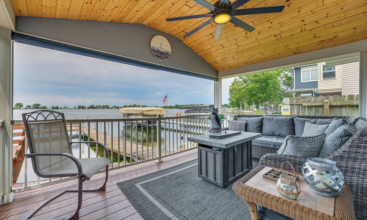 Clarion Cottage | Angler's Cottage on Lake Cornelia: Pets Welcome!