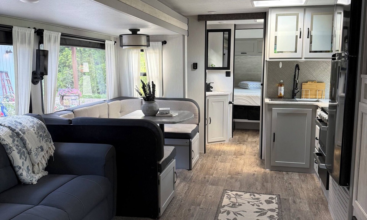 Osage House | Appalachian Hideaway: Hike & Unwind