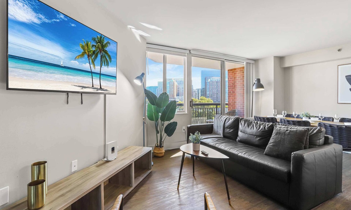 Pentagon City Apartment | Apt Near Pentagon City Metro - Prime Location