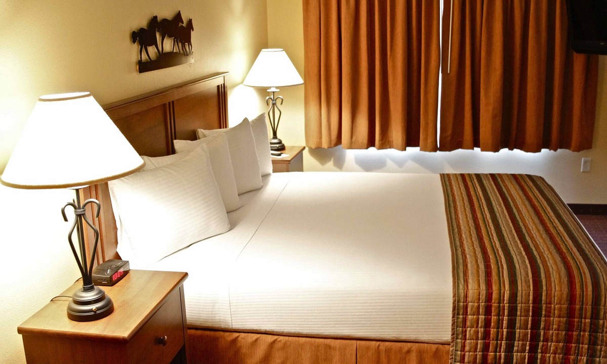 Gillette Hotel | Arbuckle Lodge