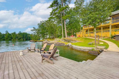 Little Kowaliga House | 'Arcade Cove' - Renovated Lake Martin Home w/Dock