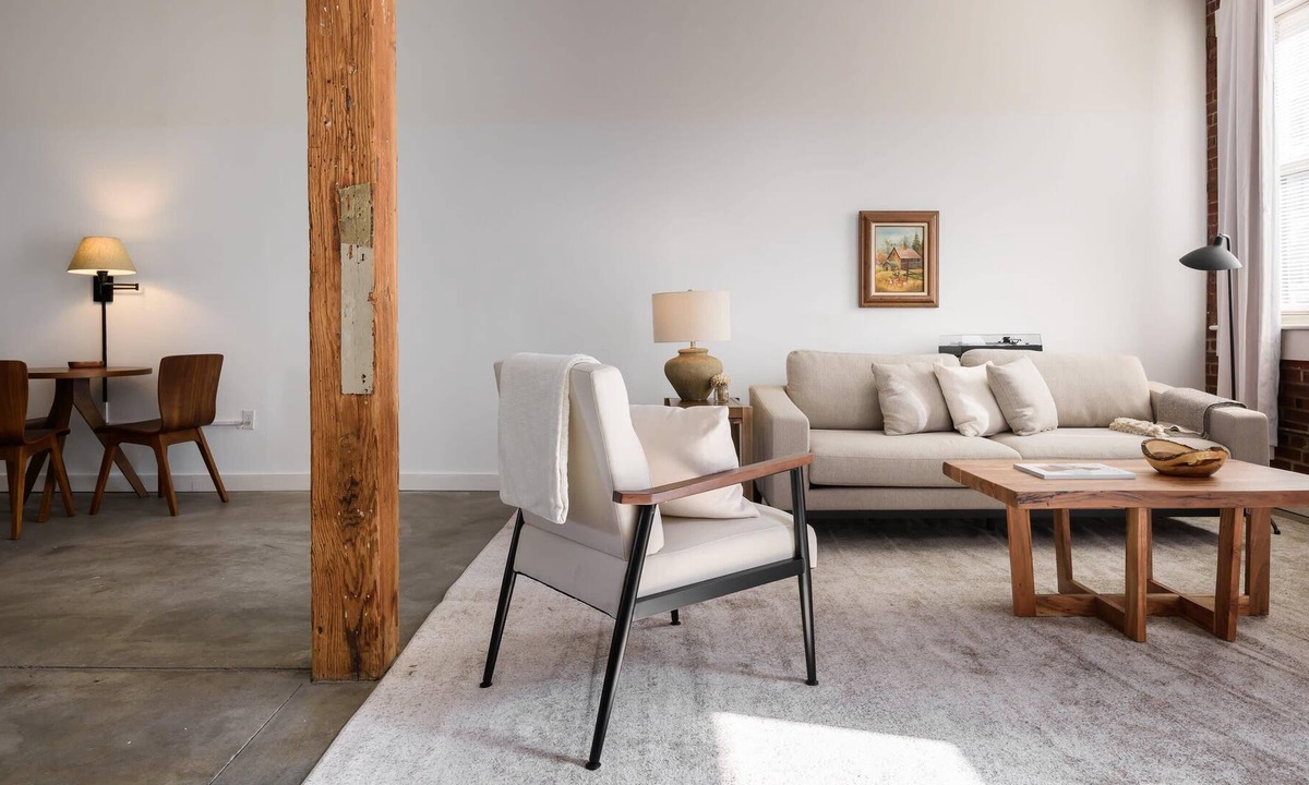 Downtown St. Louis Apartment | Arch, Dome, Dtown | Easy Train + Rooftop | Zencity