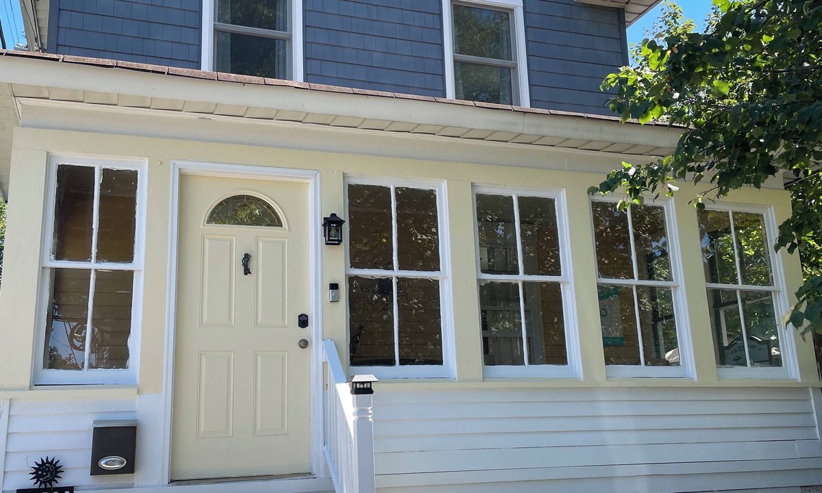 Asbury Park House | Asbury Park Fun in the Sun! Wonderful pet friendly house with historic charm.