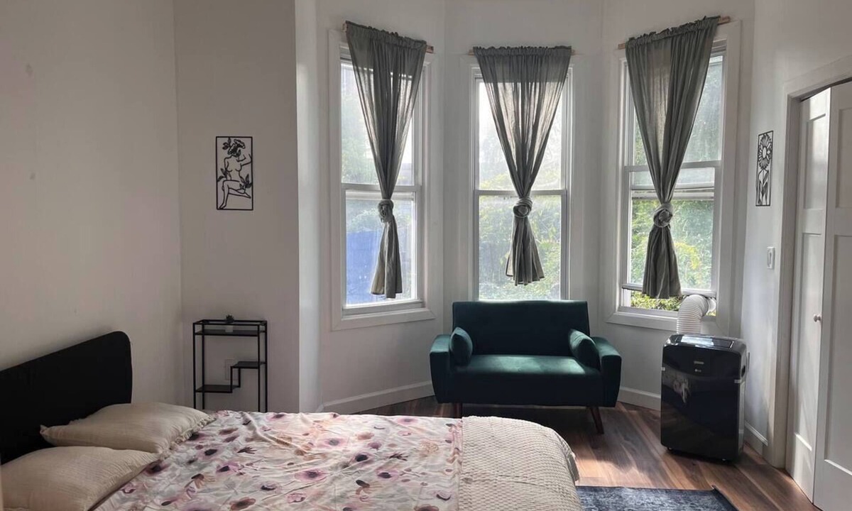 McGinley Square Apartment | Astor Palace 2nd floor, In Jersey City!