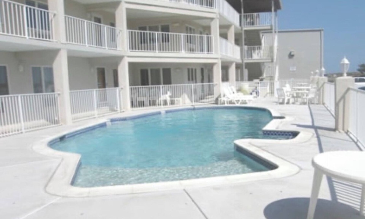 Avalon Condo | Avalon Stone Harbor - Heart of 7 Mile Island, Beach Block!
