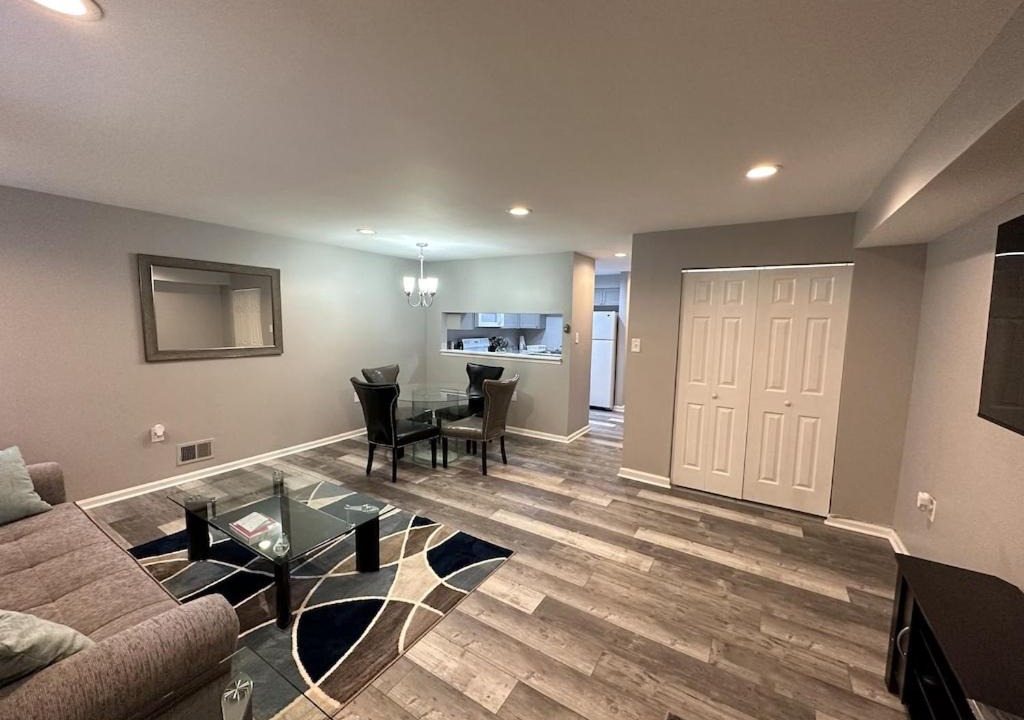 Baltimore Apartment | B-more 4 Less! 2Br Peaceful & Pet Friendly Condo Near Everything!