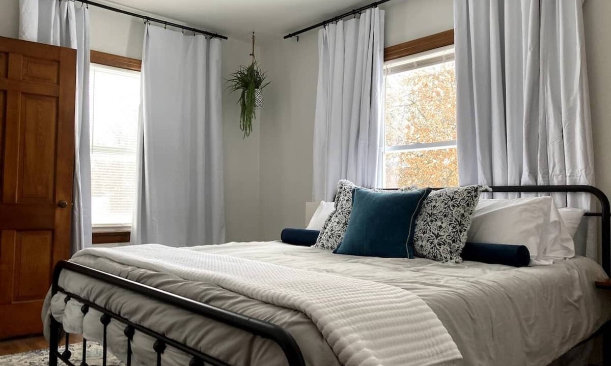 Kirksville House | Baltimore BNB - heart of Kirksville